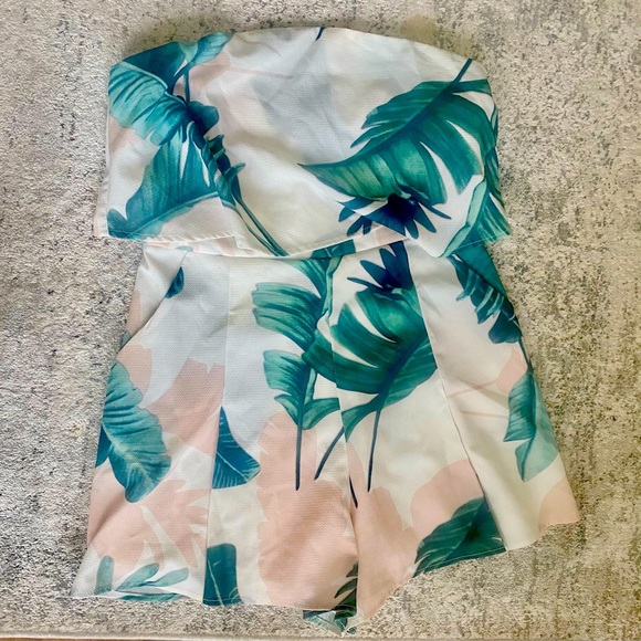 JADA OFF THE SHOULDER ROMPER, AURA PINK LEAF AN IMPRESSION ENGINEERED ROMPER